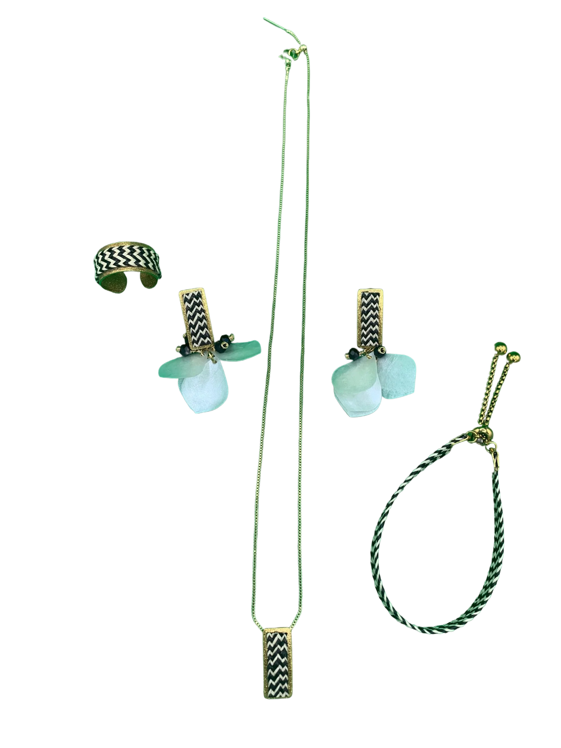 Juego de aretes , collar, pulsera y anillo